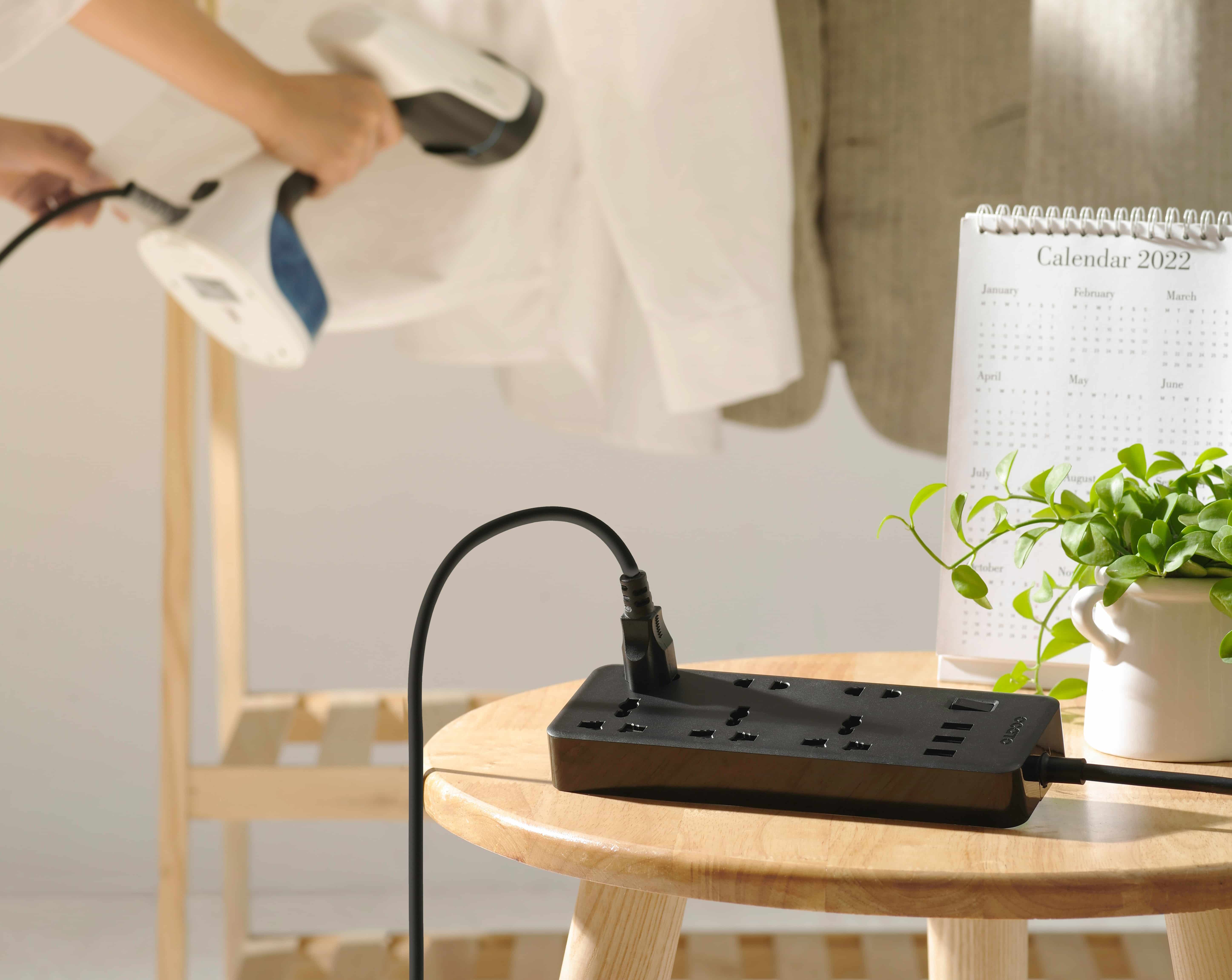 Điểm danh những cách sử dụng ổ cắm điện an toàn ai cũng cần biết